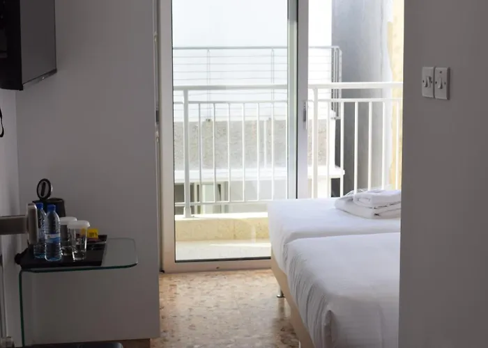 Twin Beds By Kentrikon 1924 Hotel, Old Town