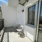 شقة With Balcony And Breakfast By Kentrikon In Old Town