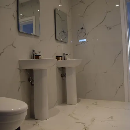 Twin Beds By Kentrikon 1924 Hotel, Old Town Lejlighed *