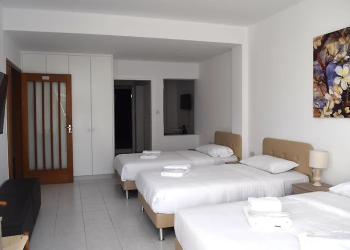 Twin Beds By Kentrikon 1924 Hotel, Old Town Lejlighed *